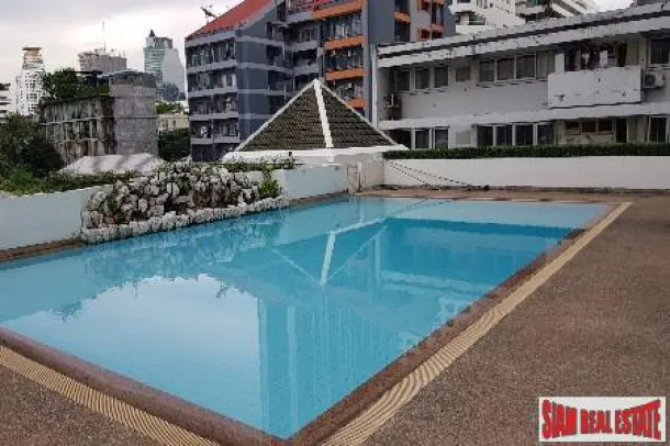 Le Premier 1 - Condominio de lujo tipo Penthouse de tres dormitorios con cuarto de servicio en Sukhumvit 23, Bangkok