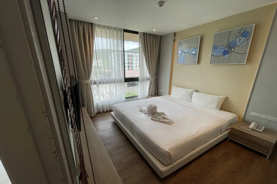 Stilvolle 2-Schlafzimmer-Eigentumswohnung zur Miete mit Bergblick in Ao Nang, Krabi