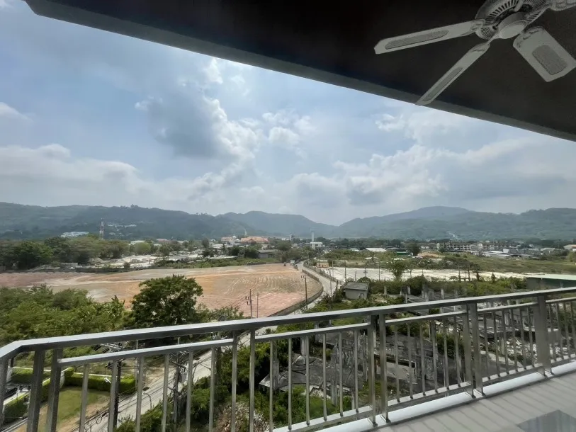 Chalong Miracle Lakeview - Geniş 92 m², 1 Yatak Odası, 2 Banyo