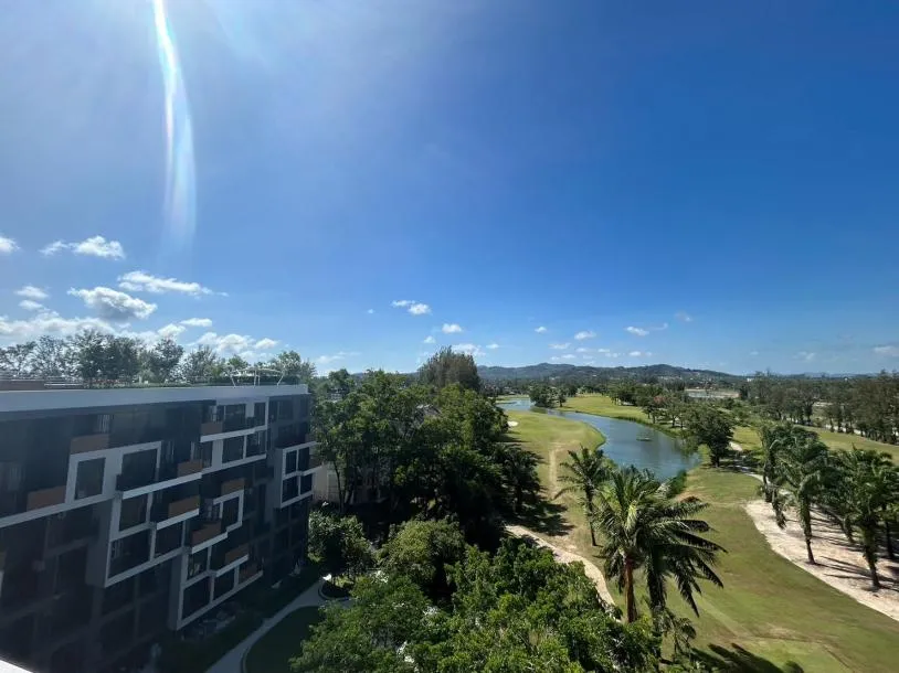 Sky Park, Laguna'da Sakin Göl Manzaralı Lüks 1 Yatak Odalı Daire