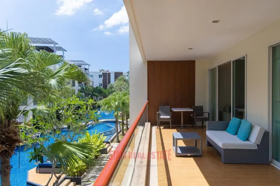 Attico di Lusso con Piscina Privata e Viste Mozzafiato in Affitto a Nong Thaley, Krabi