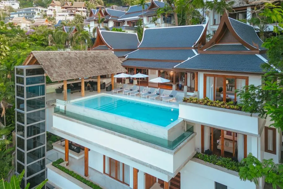 Moradia de Luxo com Piscina de 6 Quartos e Vista Mar para Alugar em Surin