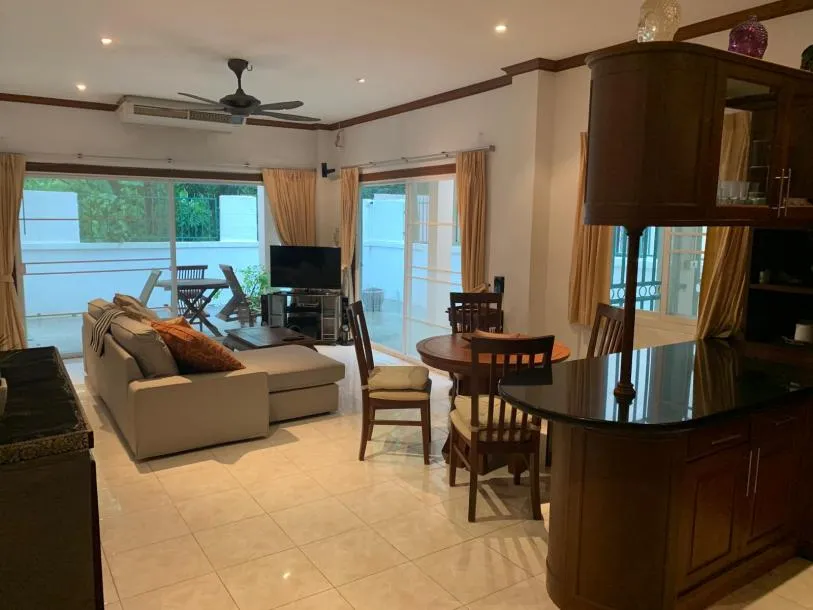 Charmantes 2-Schlafzimmer-Apartment - 104 m² in Patong