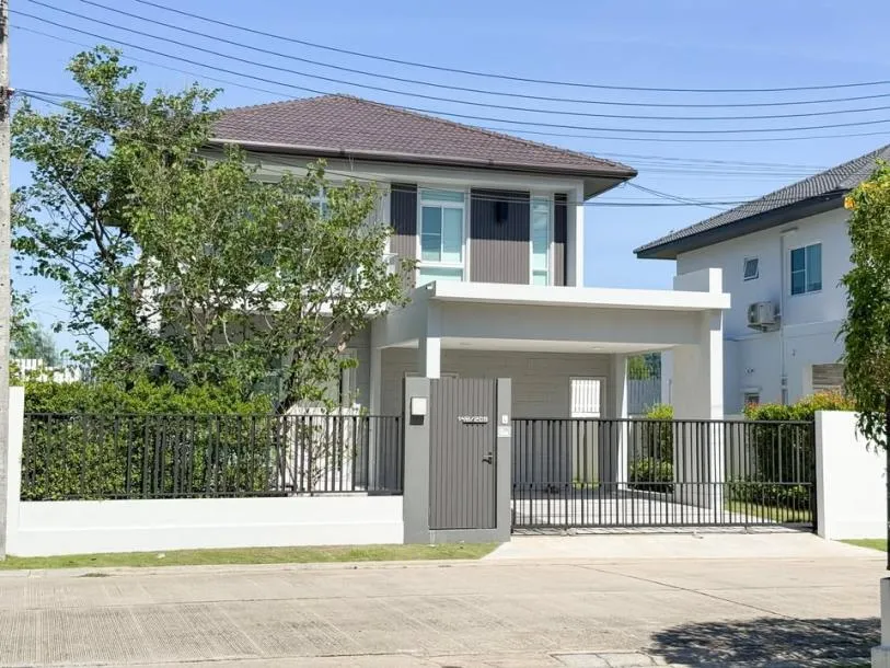 Casa Moderna Totalmente Mobiliada de 3 Quartos para Alugar em Phuket Town