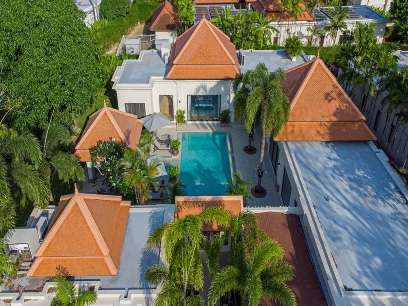 Luxuriöse 4-Zimmer-Villa in Sai Taan zu verkaufen - Komplett renoviert mit hoher Mietrendite