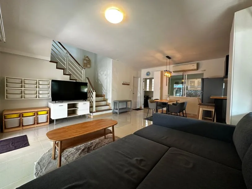 Habitown - Kiralık Geniş 3 Yatak Odalı Teras Ev - Köşe Ünite