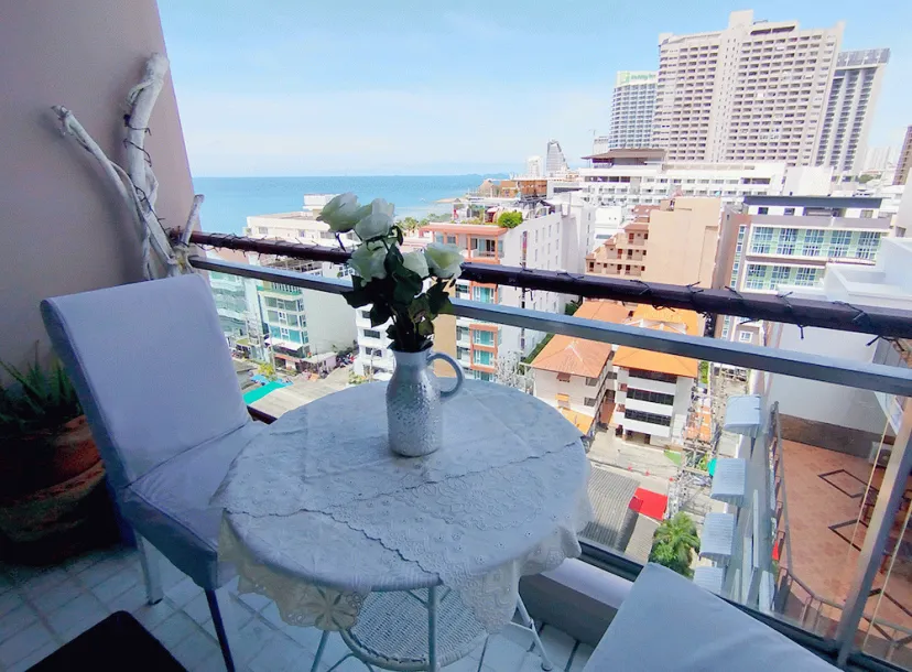Northshore Condo 1 Habitación 1 Baño con Vista al Mar en Pattaya