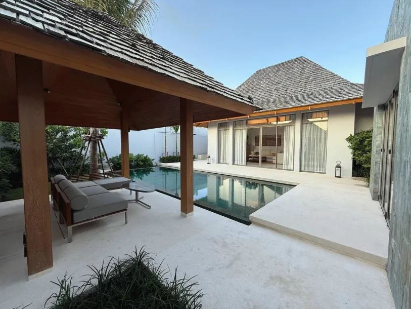 Villa de Piscina de Diseño de Lujo de 3 Dormitorios en Alquiler en Phuket