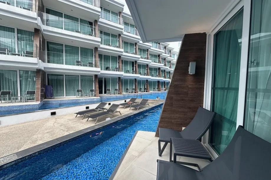 Acogedor Apartamento de 1 Dormitorio con Acceso Directo a la Piscina en Ubicación Principal