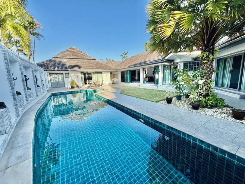 Villa con Cortile Privato 4 Camere da Letto 3 Bagni a Loch Palm Kathu in Affitto