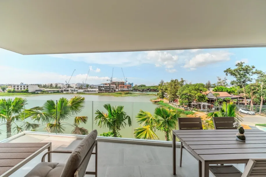 The Aqua Phuket - Tekne Caddesi Yakınında Kiralık Yeni 2 Yatak Odalı Lüks Deniz Kenarı Konut