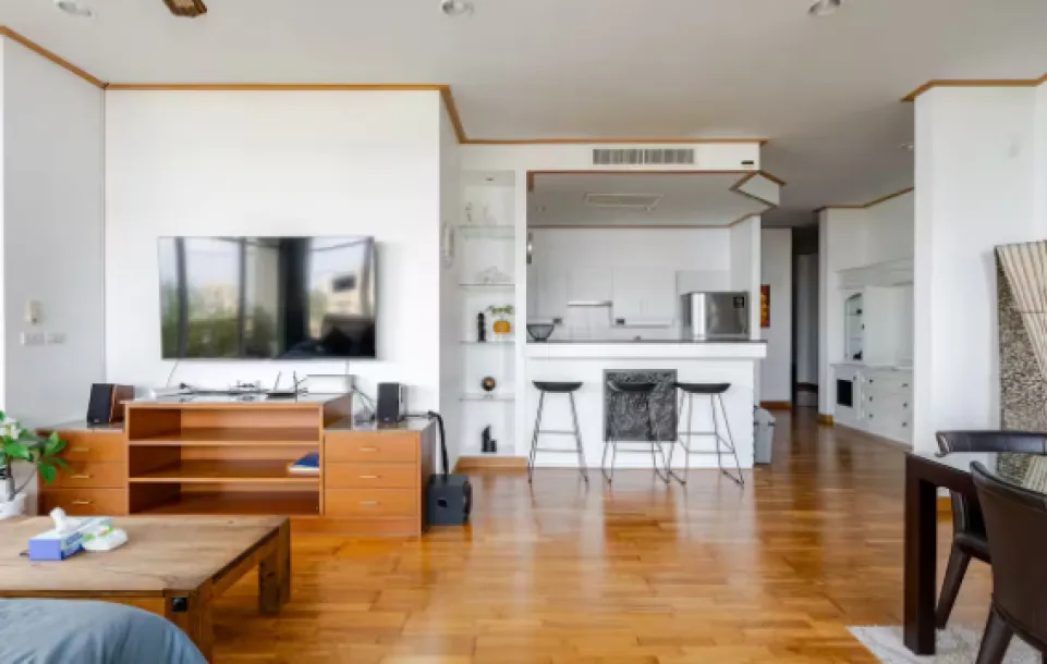 Veloche Group - Geräumige 2-Schlafzimmer-Wohnung mit Meerblick zur Langzeitmiete in Kata
