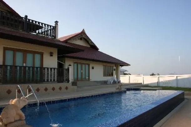 Nouveau lotissement à Hua Hin proposant des parcelles de terrain avec une vue imprenable sur l'océan