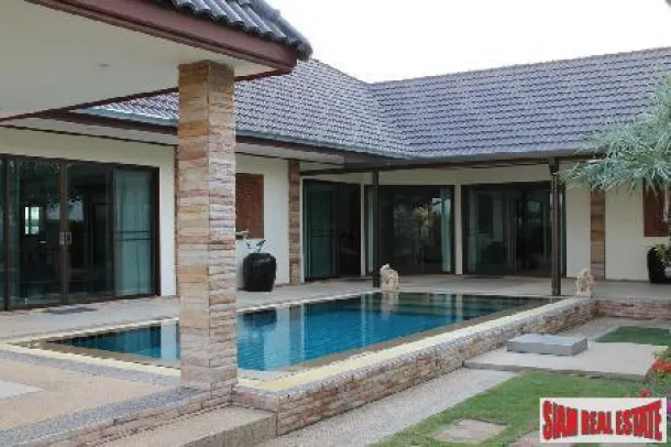 Villa de 3 chambres avec piscine privée à vendre à Hua Hin