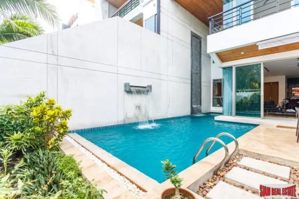 The Eva - Lujoso Townhouse de Cuatro Dormitorios con Piscina Privada en Rawai