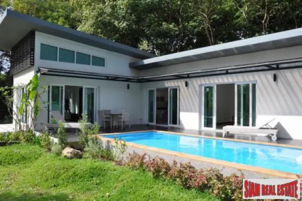 Modern Villa con Piscina Cerca de la Playa en Koh Lanta