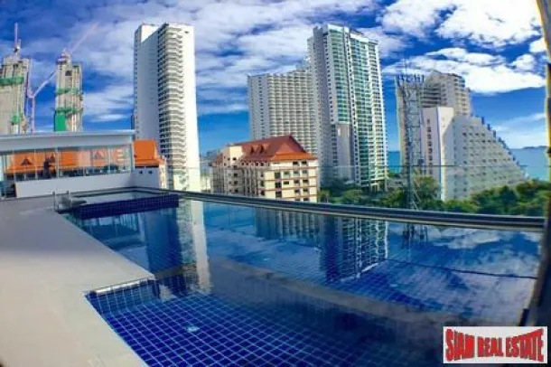 Appartement de 2 chambres à vendre dans un excellent emplacement à seulement 100 mètres de la plage de Wongamat dans un quartier exclusif