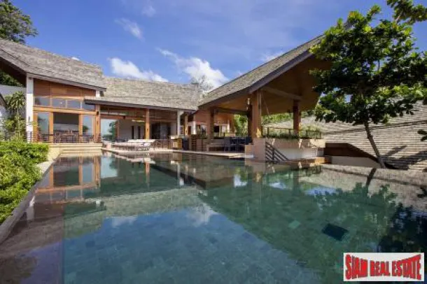 Villa de Playa de Lujo de 5 Dormitorios Lamai, Samui