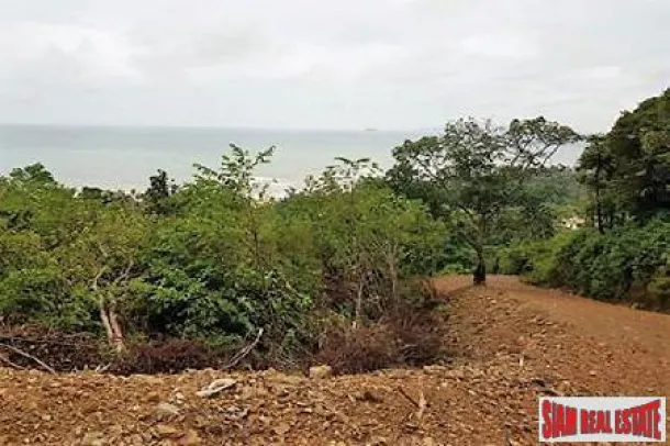 Koh Lanta Deniz Manzaralı Yamaç Arazi