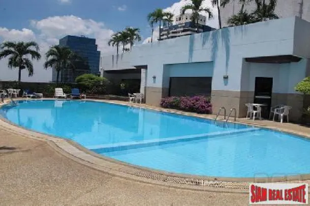Liberty Park 2 Sukhumvit - Condominio Grande de 2 Dormitorios en Excelente Ubicación cerca de Soi 11 Sukhumvit