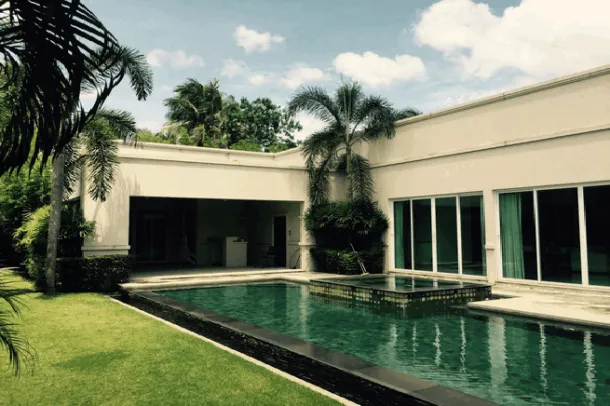 3 Quartos 3 Banheiros Casa Grande Moderna - Leste de Pattaya