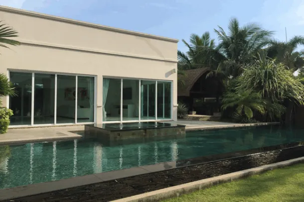 Reduzierter Preis 3 Schlafzimmer 3 Badezimmer Großes Modernes Haus - Ost-Pattaya