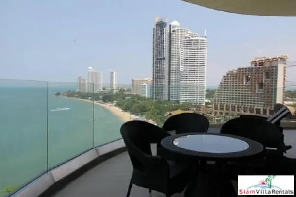 Amplo Apartamento de Três Quartos com Vista Mar à venda em Naklua