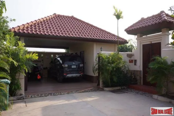 Drei-Schlafzimmer-Villa mit privatem Pool in Ost-Pattaya