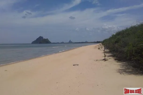 Hervorragende Strandgrundstücke nördlich der Stadt Prachuap Khiri Khan