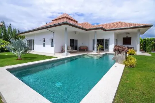 MALI RESIDENCES : Superbe Villa avec Piscine de 4 Chambres de Grande Qualité