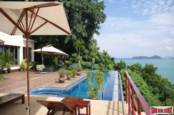 Linda Bay - Ao Yon Koyu'nda Muhteşem Deniz Manzaraları ve Gün Batımları ile Yedi Yatak Odalı Havuzlu Villa