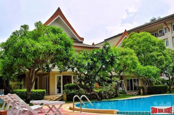 Spectaculaire villa de style thaïlandais avec trois chambres, à quelques pas de la plage à Cha Am