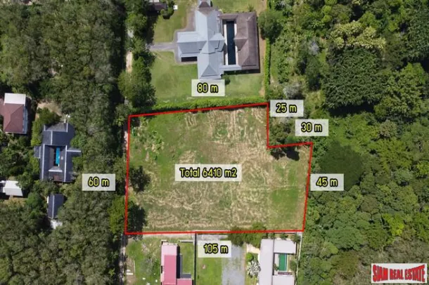 Terrain plat de 6 410 m² à vendre près du Robinson Mall et monument aux héroïnes à Pa Klok - Construisez jusqu’à 16 villas