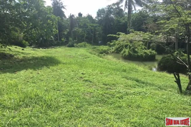 Tre Rai di Terreno Suddiviso in Vendita a Koh Maprao - Eccellente Potenziale di Investimento con Termini di Finanziamento