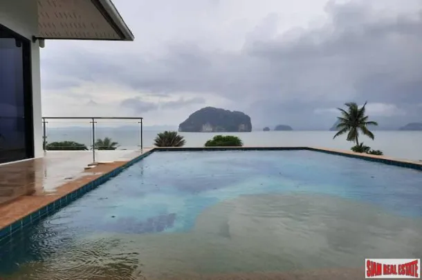 Viste sul mare, tramonti e viste sulle isole carsiche da questa casa deluxe con tre camere da letto in vendita a Khao Thong, Krabi
