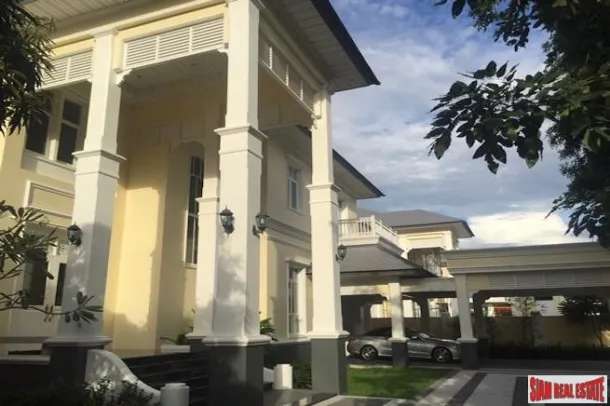 The Royal Residence, Kaset Navamin - Luxueuse villa cinq chambres à vendre dans un domaine privé primé à Lat Phrao