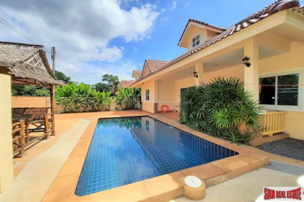 Pool-Villa-Geschäftsmöglichkeit zum Verkauf in der Nähe des berühmten Ao Nang Beach, Krabi