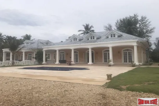 Three Beautiful Villas for Sale On the Beach in Khao Lak