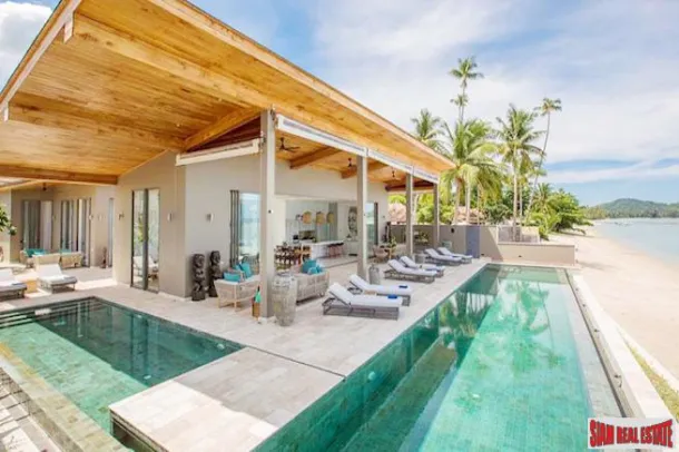Moradia de Luxo com Seis Quartos e Piscina na Praia à Venda em Laem Sor