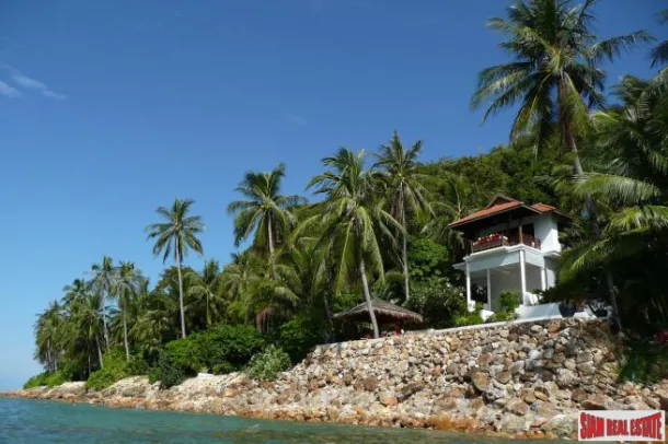 Moradia Napasai Frente Mar à Venda