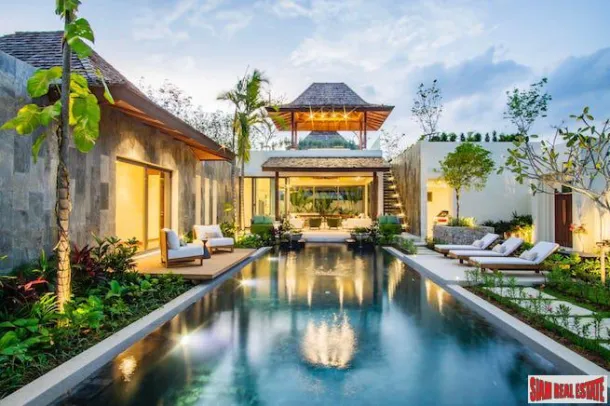 Neues Luxus-Poolvillen-Projekt mit vier Schlafzimmern zum Verkauf in Cherng Talay