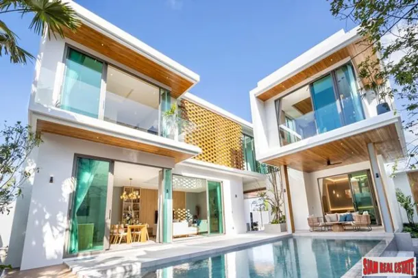 Modern mit klassischem Charme Neue Poolvillen mit 4 & 5 Schlafzimmern zum Verkauf in Cherng Talay