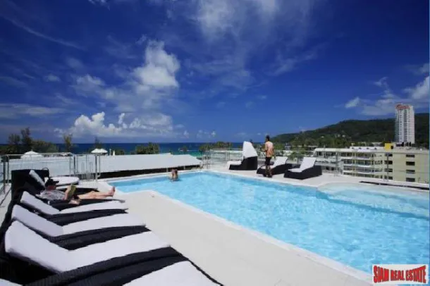 A Metros da Praia de Karon - Hotel de 54 Quartos à Venda com Piscina no Terraço e Restaurante