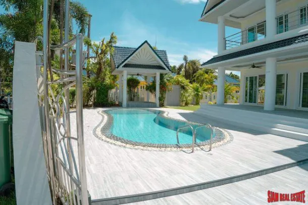 Platinum Residence - Grande Villa Familiare con Tre Camere da Letto e Piscina in Vendita a Rawai - Ideale per Famiglie e Vicino a Molti Servizi