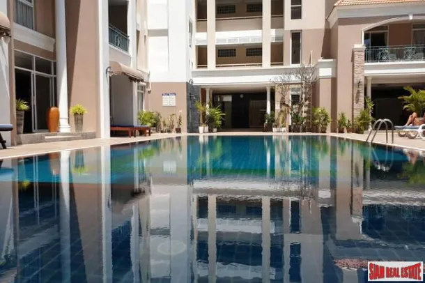 Patong Loft - Spazioso condominio con due camere da letto in vendita in posizione centrale a Patong