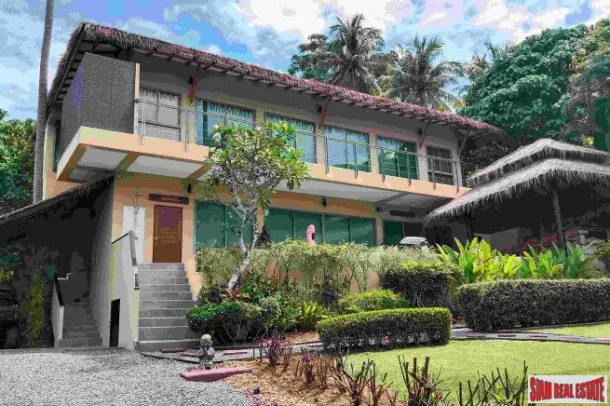 Jindarin Beach Villas - Villa Tropicale con Tre Camere da Letto, Piscina e Vista Mare in Vendita sull'Isola di Cocco