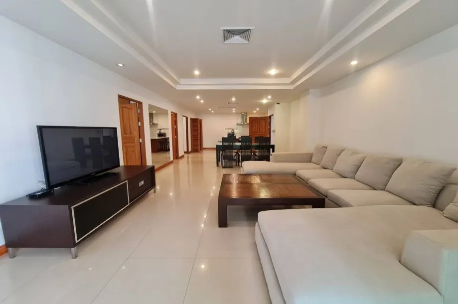 Surin Sabai Apartments - Apartamentos Espaçosos de Dois Quartos a Apenas 10 Minutos a Pé da Praia de Surin
