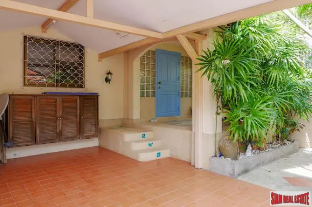 Maison de ville abordable de deux chambres au cœur de Patong à louer
