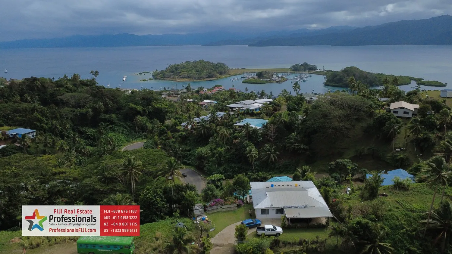 Rifugio Elevato in Piena Proprietà con Vista Oceano – Spaziosa Casa Familiare con Due Appartamenti Indipendenti a Savusavu, FIJI
