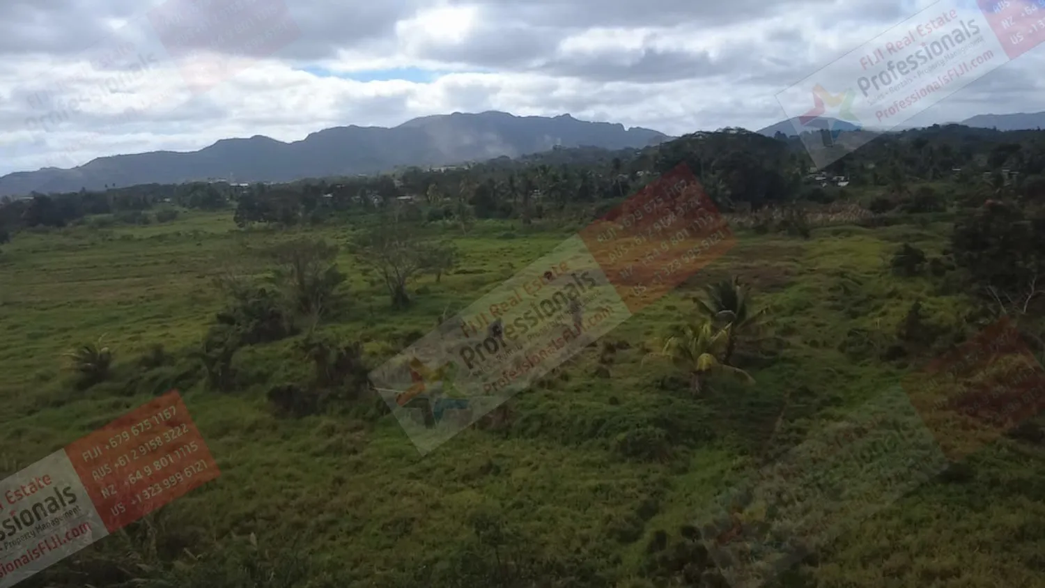 🏡 TERRENO ACESSÍVEL DE 902M² – ÓTIMA LOCALIZAÇÃO E PRONTO PARA O SEU FUTURO!